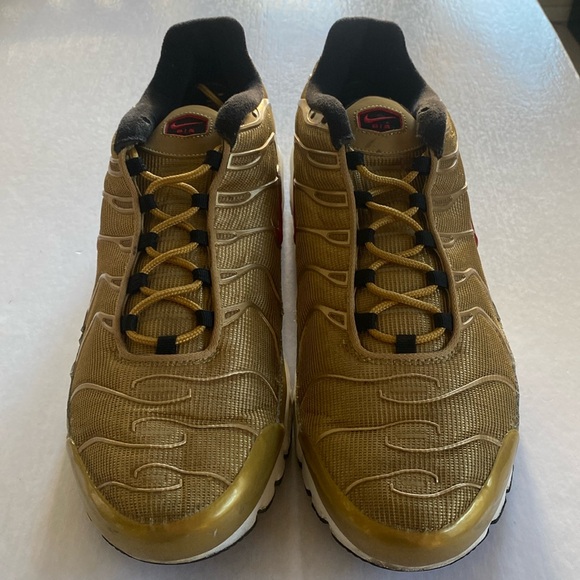 Nike Other - NIKE Air Max Plus #903827-700 Men’s Tuned Air Metallic Gold Sneakers Size 13